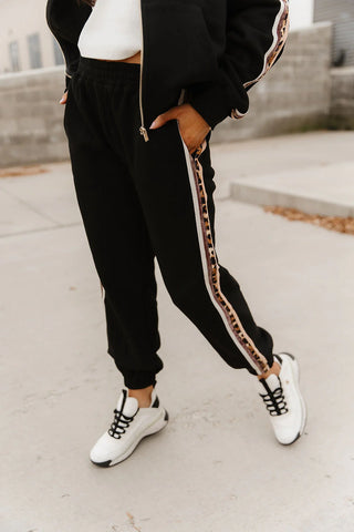 *Ampersand Ave* Comfort Zone Joggers - Fearless & Free