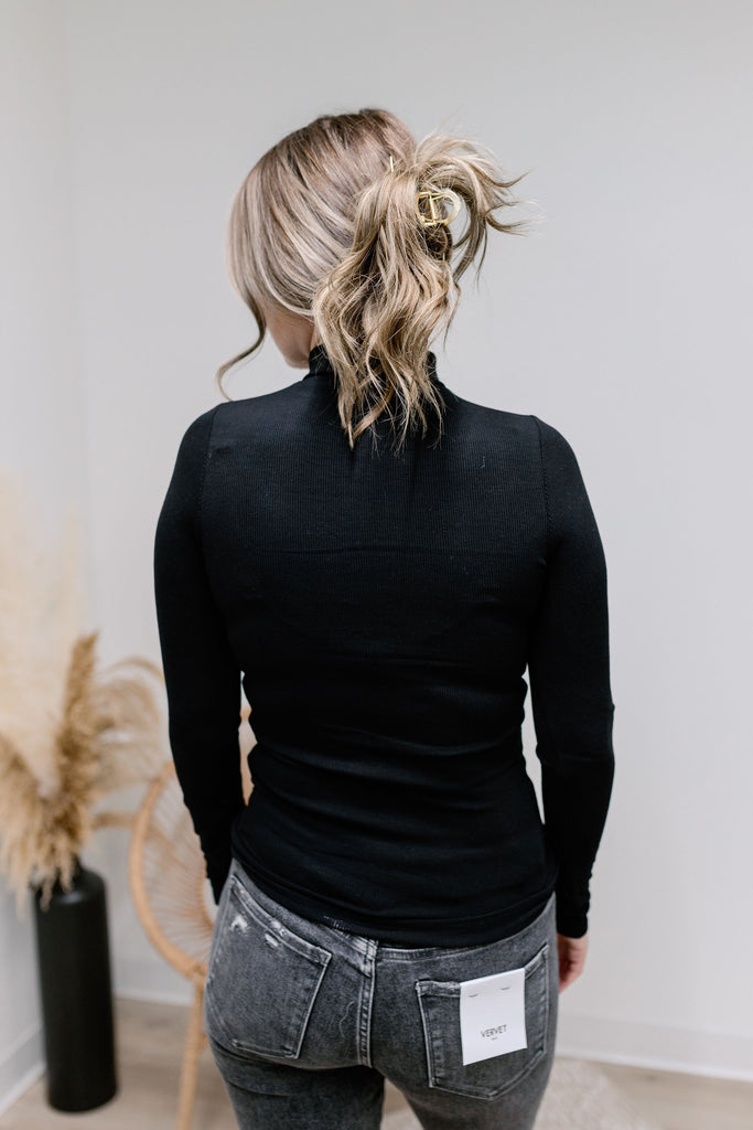 { DEX } Ribbed Mockneck Long Sleeve