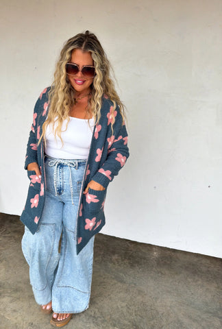 Cloud Cardigan - Blue Daisy