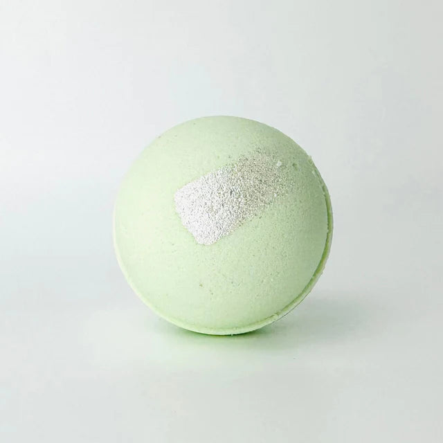 ~ DAY 7 - Chilly Vanilly Bath Bomb ~