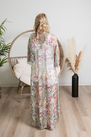 Welcoming Romance Kimono