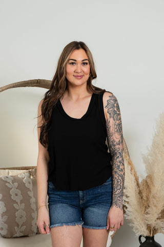 Larissa Tank- Black