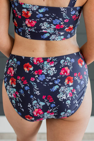 Chasing The Sun/Bask in The Sun Swim SET