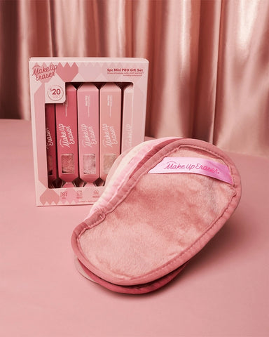 ~ DAY 5 ~ MakeUp Eraser - Blush 5pc Gift Set