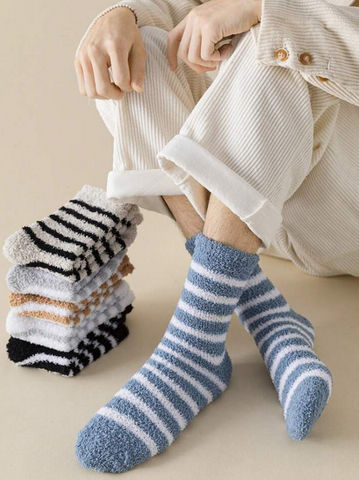 ~ DAY 3 - Luxe Socks - Stripe ~