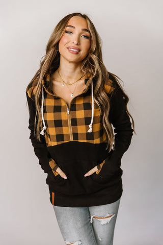*Ampersand* Adventure Awaits HalfZip