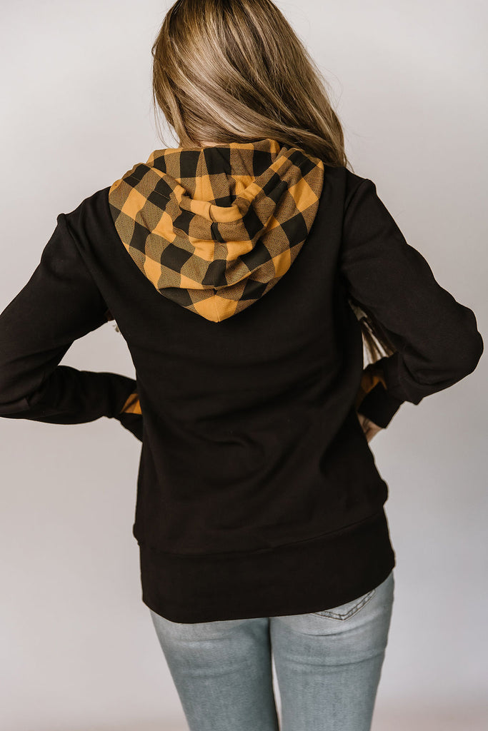 *Ampersand* Adventure Awaits HalfZip