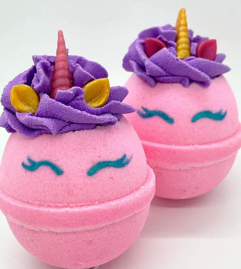 ~ DAY 7 - Unicorn Surprise Bath Bomb ~